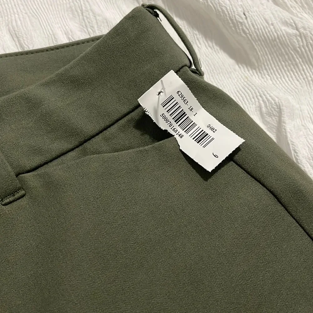 NWT- Old Navy - 24+. Pixie Pant - Picture 6 of 9